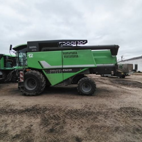 Комбайн Deutz-Fahr 6095 HTS и рапсовый стол (лот 3)