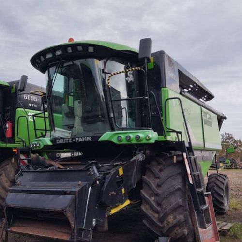 Комбайн Deutz-Fahr 6095 HTS и рапсовый стол (лот 4)