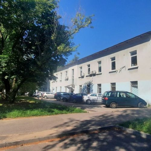 Административное здание со складом в центре Минска