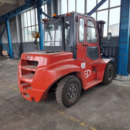 Погрузчик вилочный с дизельным двигателем Е-Р модель СРСD70T8 (лот 3)