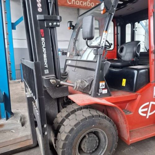 Погрузчик вилочный с дизельным двигателем Е-Р модель СРСD70T8 (лот 3)