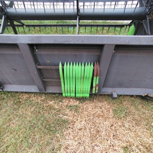 Комбайн Deutz-Fahr 6095 HTS и рапсовый стол (Лот 2)