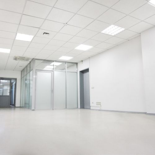 Часть помещения в бизнес-центре (335,2 кв.м) - повторные торги