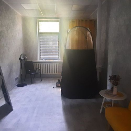 Административное здание со складом в центре Минска