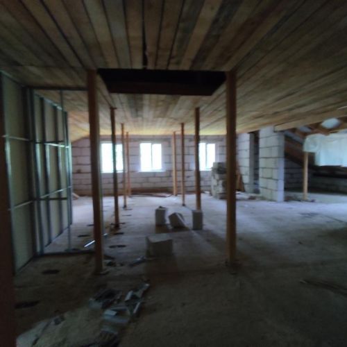 Незавершенное строение базы отдыха