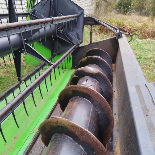 Комбайн Deutz-Fahr 6095 HTS и рапсовый стол (Лот 2)