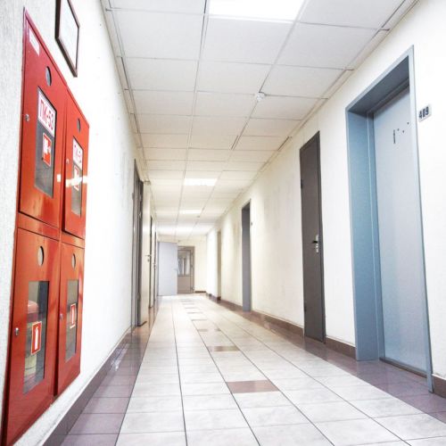 Часть помещения в бизнес-центре (335,2 кв.м) - повторные торги