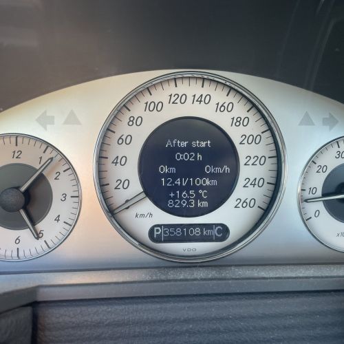 MERCEDES-BENZ E280, 2005 года выпуска