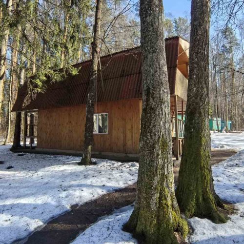 Незавершенное строение базы отдыха