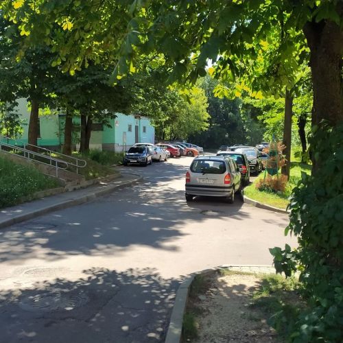 Административное здание со складом в центре Минска