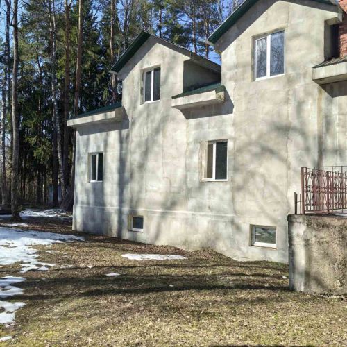 Незавершенное строение базы отдыха