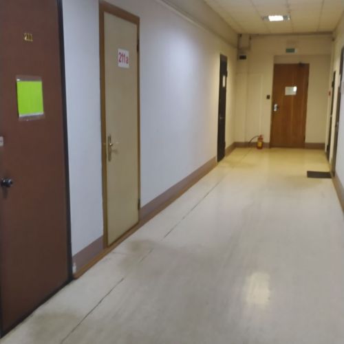 Административное здание со складом в центре Минска