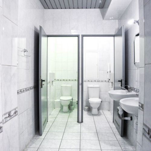 Часть помещения в бизнес-центре (609 кв.м) - повторные торги