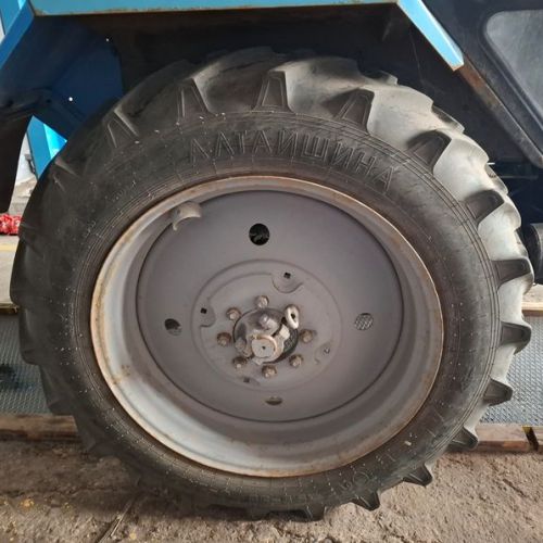 Трактор Белорус-82.1 (лот 1) - повторные торги