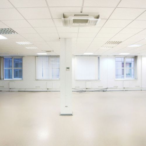 Часть помещения в бизнес-центре (335,2 кв.м) - повторные торги