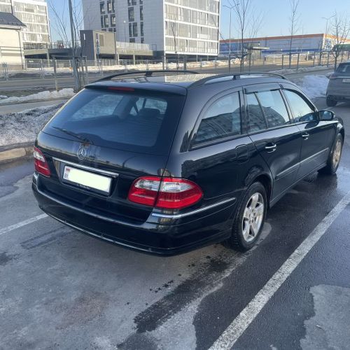 MERCEDES-BENZ E280, 2005 года выпуска
