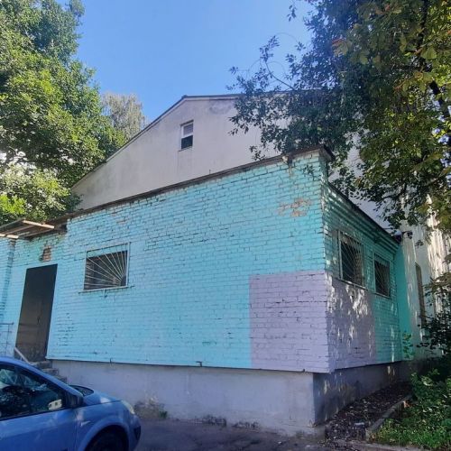 Административное здание со складом в центре Минска