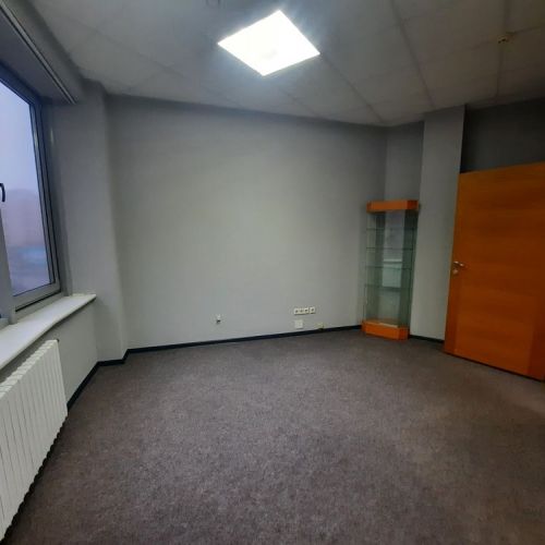 Административные помещения в бизнес-центре