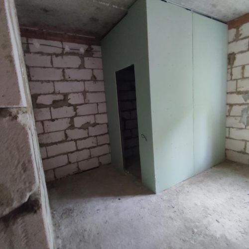 Незавершенное строение базы отдыха