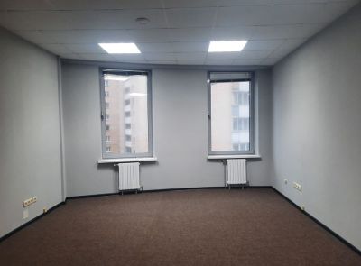 Административные помещения в бизнес-центре
