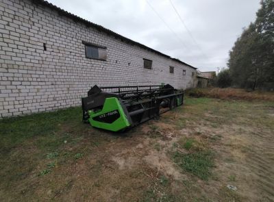 Комбайн Deutz-Fahr 6095 HTS и рапсовый стол (Лот 2)