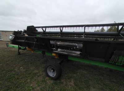 Комбайн Deutz-Fahr 6095 HTS и рапсовый стол (лот 3)