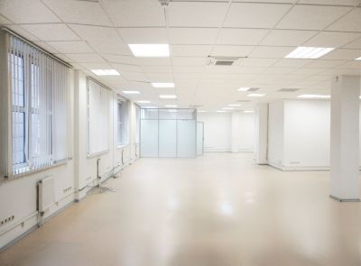 Часть помещения в бизнес-центре (335,2 кв.м) - повторные торги