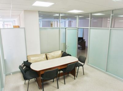 Часть помещения в бизнес-центре (609 кв.м)