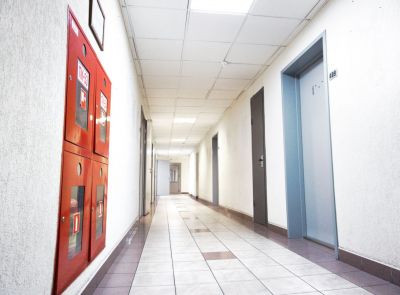 Часть помещения в бизнес-центре (609 кв.м) - повторные торги