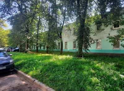 Административное здание со складом в центре Минска