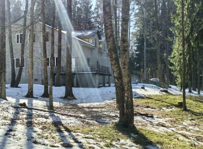 Незавершенное строение базы отдыха