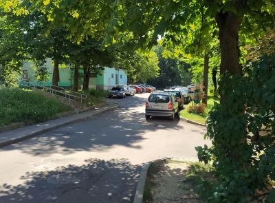 Административное здание со складом в центре Минска