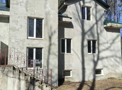 Незавершенное строение базы отдыха