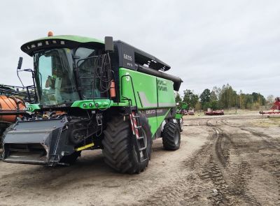 Комбайн Deutz-Fahr 6095 HTS и рапсовый стол (Лот 2)
