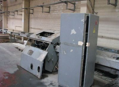 Линия оптимизации (оптимизационный торцовочный станок) серия 11, производитель PAUL Maschinenfabrik GmbH & Co. KG (Германия), 2004 г.в. (повторные торги)