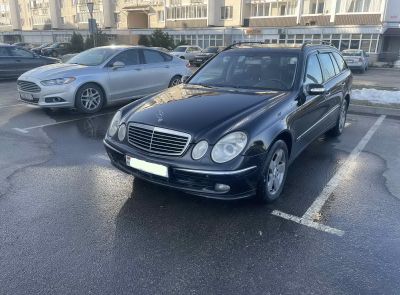MERCEDES-BENZ E280, 2005 года выпуска