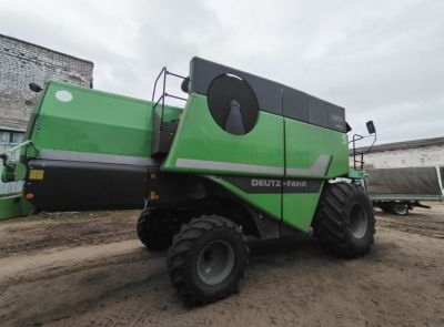 Комбайн Deutz-Fahr 6095 HTS и рапсовый стол (Лот 2)