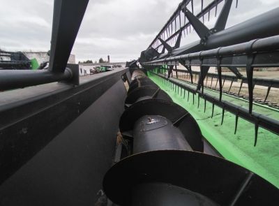 Комбайн Deutz-Fahr 6095 HTS и рапсовый стол (лот 4)