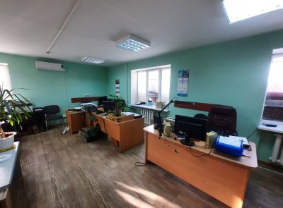 Административно-хозяйственное здание