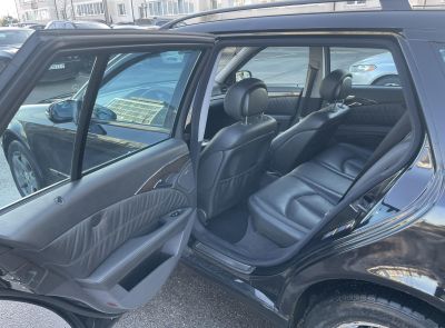 MERCEDES-BENZ E280, 2005 года выпуска