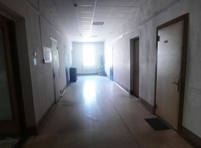 Административное здание со складом в центре Минска