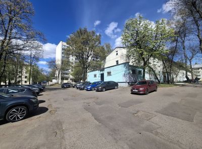 Административное здание со складом в центре Минска