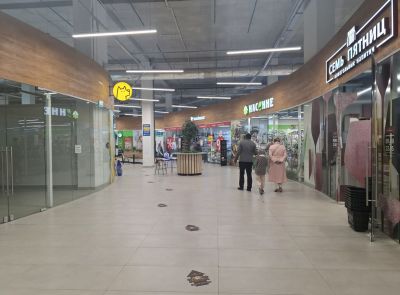 Торговое помещение в ТЦ "Greentime"